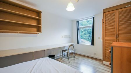 15 Alton Road - Photo 2
