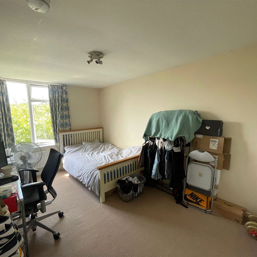 1 bedroom sharedAccommodation in Lauradale, Berkshire - Photo 1