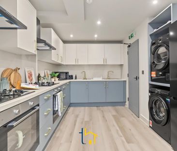 1 bedroom in a house share to rent - Photo 2
