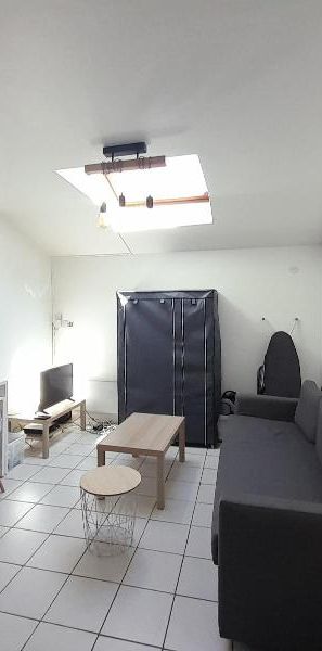 Location Appartement 1 pièce 21m² LE MANS 72000 - Photo 1