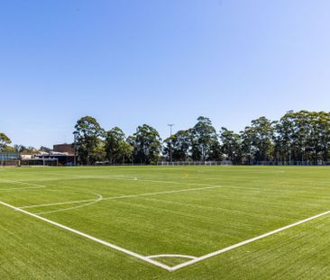 6 Tanami Close, Belrose NSW 2085 - House For Rent | Domain - Photo 4