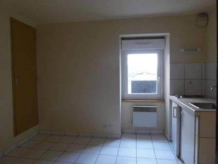 Location appartement 1 pièce 12.3 m² à Aubenas (07200) - Photo 2