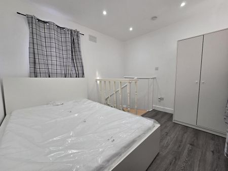 1 bedroom flat to rent - Photo 4