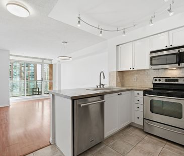 For Lease - 15 Michael Power Place Unit# 1001, Toronto, Ontario - Photo 6