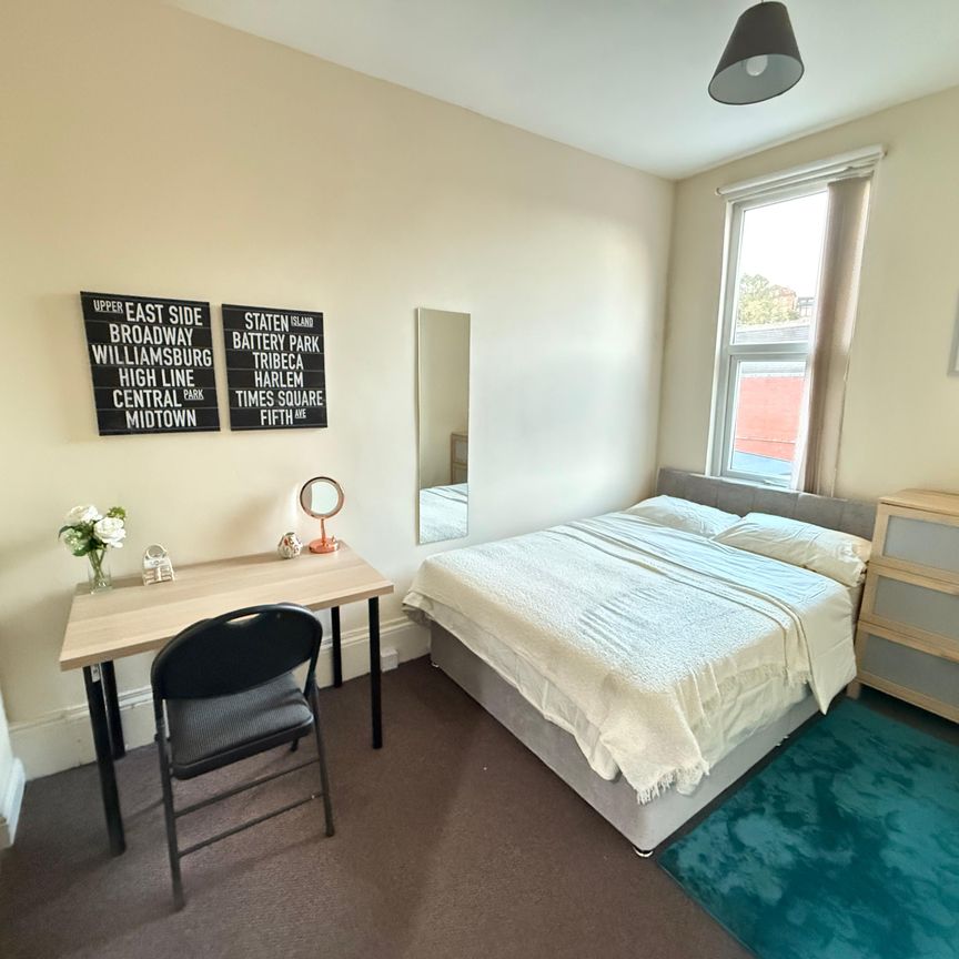 Premium Double Rooms (all bills inc) - Photo 1