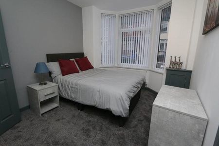 1 bedroom house of multiple occupation to rent - Photo 4