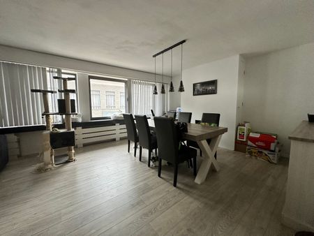 TE HUUR - ruim appartement met 3 slaapkamers - Foto 5