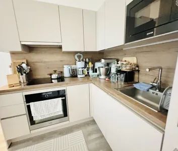 NACHMIETERSUCHE! Tolle 3 Zimmerwohnung + Balkon! Top Lage - sehr nahe dem Hauptbahnhof & Belvedere! Ubahn Nähe! - Foto 2