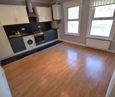 2 bedroom maisonette to rent - Photo 3