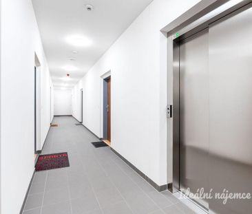 Pronájem bytu 3+kk 64 m2 - Photo 2