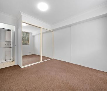 64/18 Sorrell Street, - Photo 3