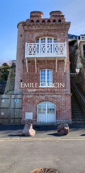 Maison atypique en front de mer a louer - Villerville - Vue Mer - Photo 1