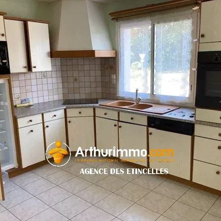 Location Maison 5 pièces 125 m2 à Martigné-Ferchaud - Photo 3