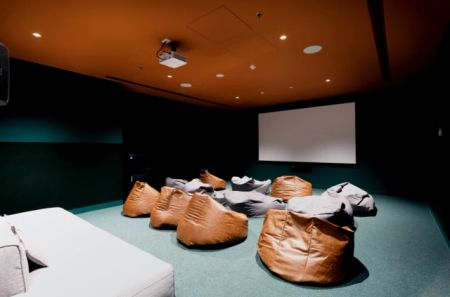 7 Bedroom Apartment Gold - Photo 2