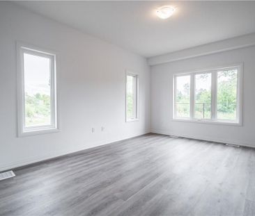 For Lease - 4552 Portage Road Unit# 72, Niagara Falls, Ontario - Photo 5