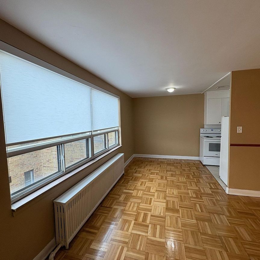 For Lease - 2135 Avenue Road Unit# 205, Toronto, Ontario - Photo 1