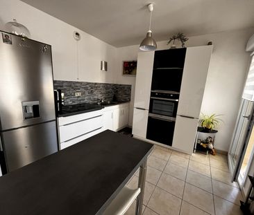 Location Appartement 3 pièces 72m² - Photo 1