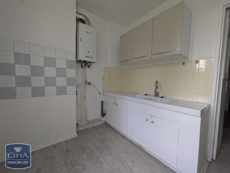Location Appartement 4 pièces 75m² CHATEAU THIERRY 02400 - Photo 2