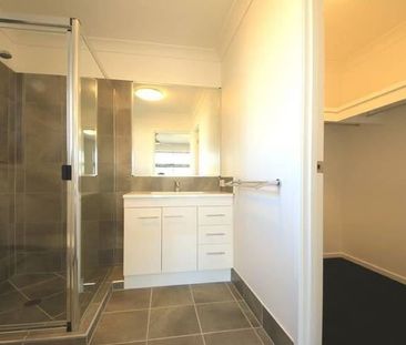 9 Staten Street, North Lakes QLD 4509 - House For Rent - $620 | Domain - Photo 5