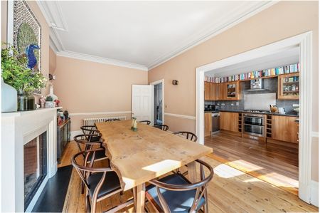 5 bedroom terraced house to rent - Photo 4