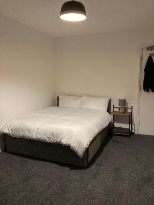 Room in a Shared House, London, E17 - Photo 1