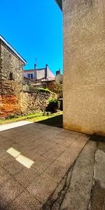 Location Appartement 2 pièces 50m² MONT DE MARSAN 40000 - Photo 3