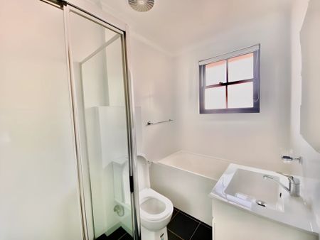 2Bedrooms, 1Bathrooms - Photo 4