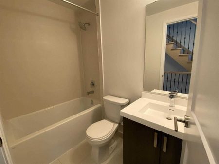 For Lease - 1010 Portage Parkway Unit# Th02, Vaughan, Ontario - Photo 5