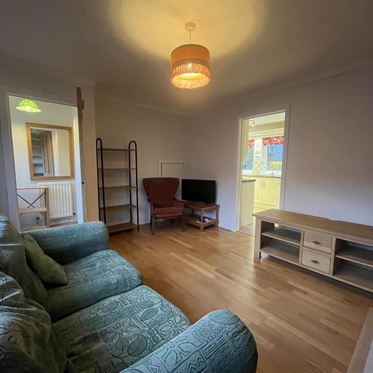 30 Minnowburn Drive, Grays Park, Belfast, BT8 7QJ - Photo 1