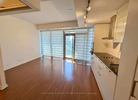 12 York Street #701 - Photo 1