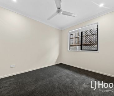 Modern Family Living in Yarrabilba - Photo 1