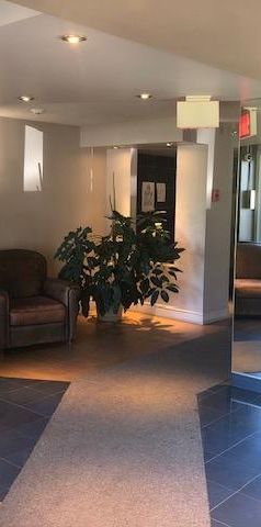 Emplacement idéal : 3 1/2 Boulevard Concorde Ouest, Laval-des-rapides - Photo 1