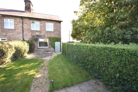 3 bedroom terraced house to rent - Photo 2