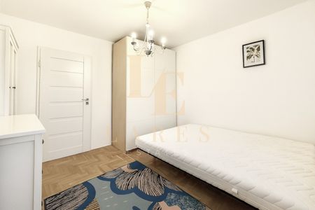 Metro | Galeria Młociny | Po odmalowaniu - Фото 2