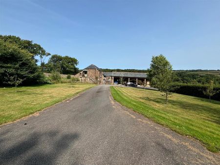 4 bedroom detached house to rent - Photo 5