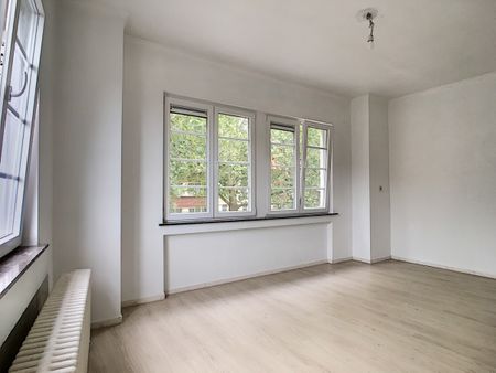 4-bedroom house for rent in Forest - Photo 4