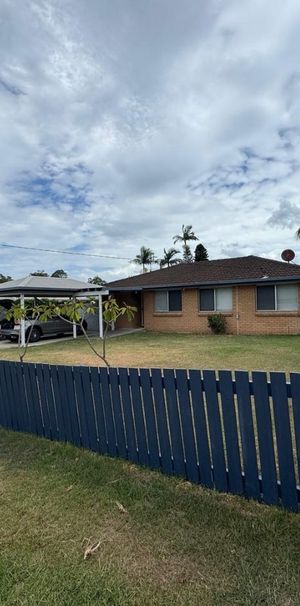 Convenient Living in the Heart of Nerang! - Photo 1