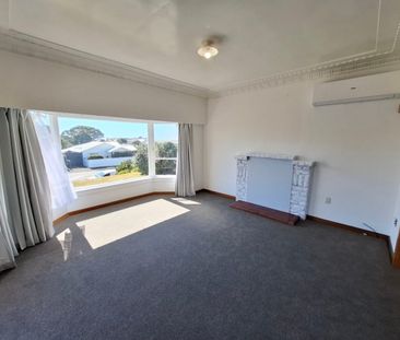 508 Devon St, E, Strandon - Photo 3