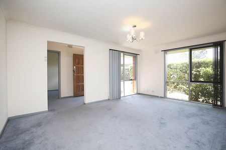 Easy Living in Doncaster – Air-Conditioned 3-Bedroom Unit Available Now - Photo 5