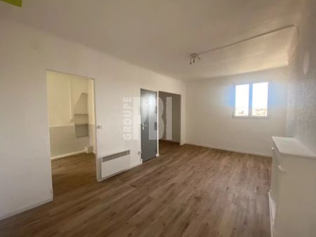 Location Appartement 1 pièce 33m² TOULON 83000 - Photo 2