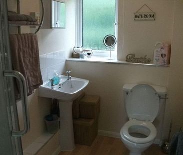 2 bedroom maisonette to rent - Photo 6