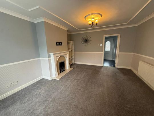 2 bedroom terraced house to rent - Photo 1