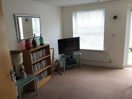 Room in a Shared House, Barter Close, BS15 - Photo 2