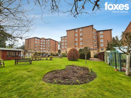 2 bed flat to rent in Melton Court, 37 Lindsay Road, Poole, Dorset, BH13 6BH - Photo 5