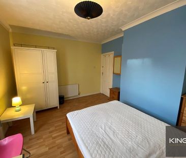 4 bedroom terraced house to rent - Photo 6