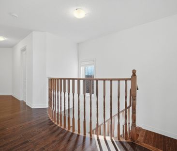 For Lease - 11 Lady Gwillim Avenue, East Gwillimbury, Ontario - Photo 2