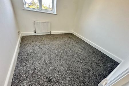 Clifford Road - Photo 2