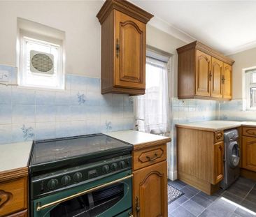 4 bedroom detached house to rent - Photo 1