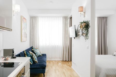 Einziehen & Wohlfühlen – vollmöblierte Neubauwohnung mit Top-Ausstattung ab 15.01.2026! - Photo 2