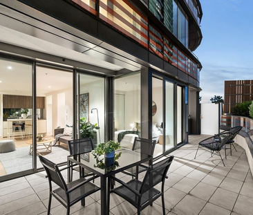 Modern Docklands Living with an Expansive Terrace - UNFURNISHED - Photo 5